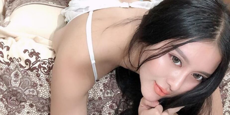 Beautiful-Call-Girl-Singapore-Anna-Like-To-Be-Fucked-Willingly-4