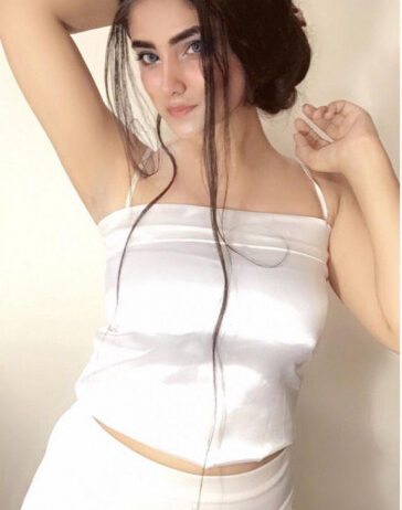 Neha-have-tasty-sex-with-the-perfect-girlfriend-In-Dubai-Escort